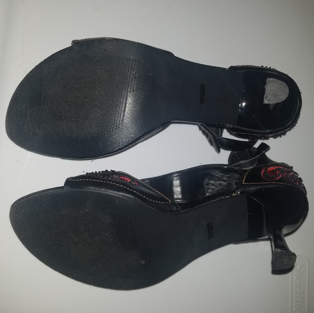 Shoes - Picture 7 of 7